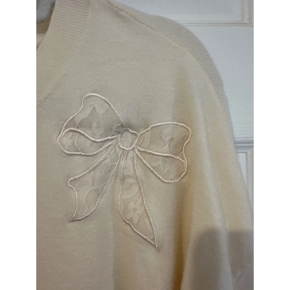Bridgerton Netflix Cream Lace Bow Applique Sweater XL BRIR002A Regencycore